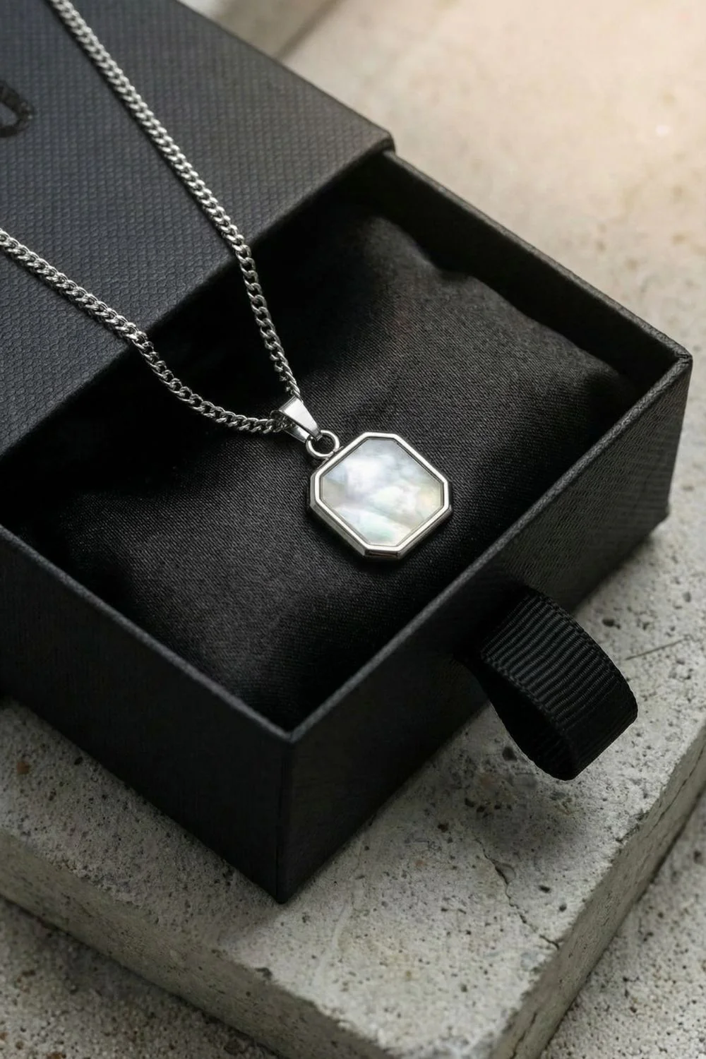 The Forge Necklace Cream - Image 6
